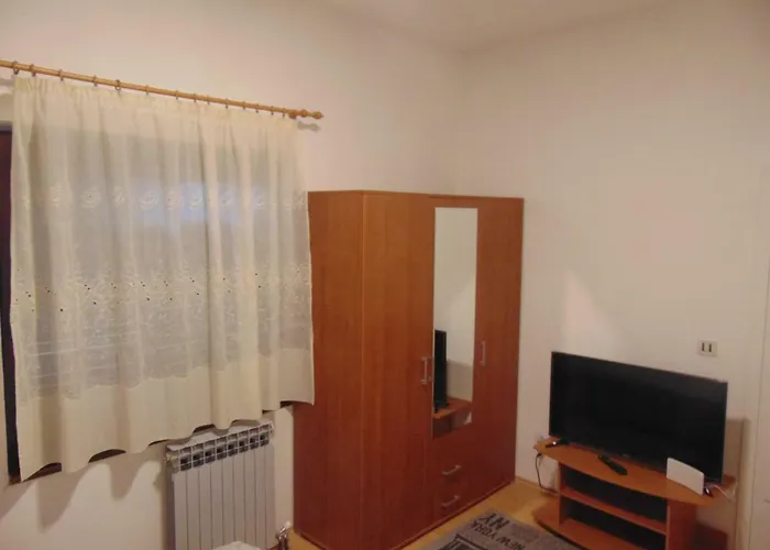 Konukevi Kozala 3*